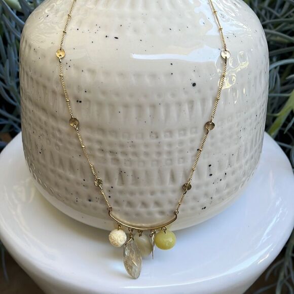 ANTHROPOLOGIE delicate gold and stone necklace ! - Picture 1 of 4